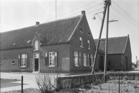 Grote gesloten hoeve vroeger