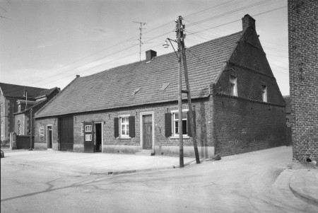 Bakstenen huis vroeger (uit ong. 1726)